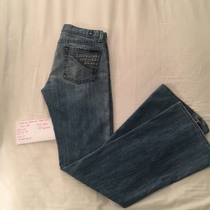 7 For All Mankind Flare Jeans Women’s size 28